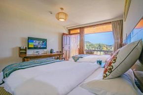 Moshang Huakai Lake View Guesthouse